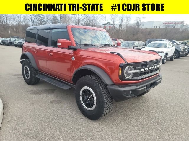 Used 2024 Ford Bronco Outer Banks w/ Sasquatch Package image 1