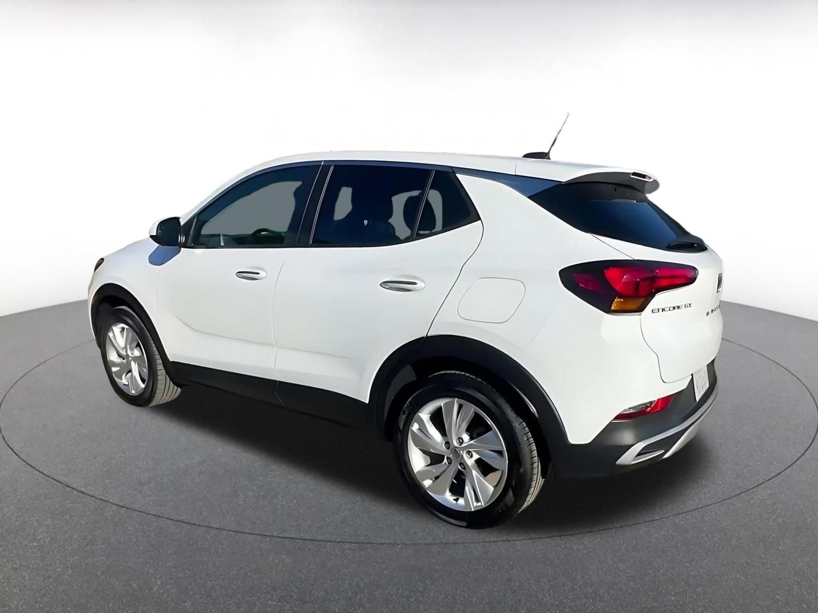 Used 2025 Buick Encore GX Preferred image 10