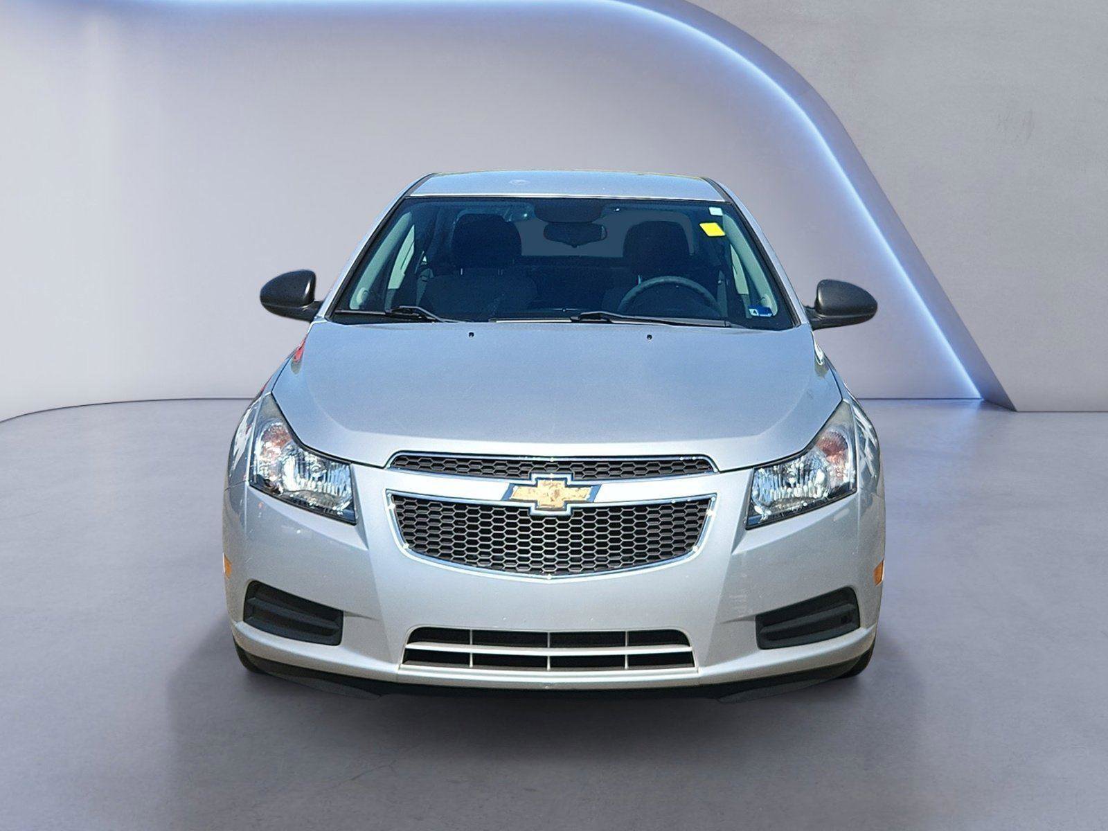 Used 2014 Chevrolet Cruze LS FWD image 8