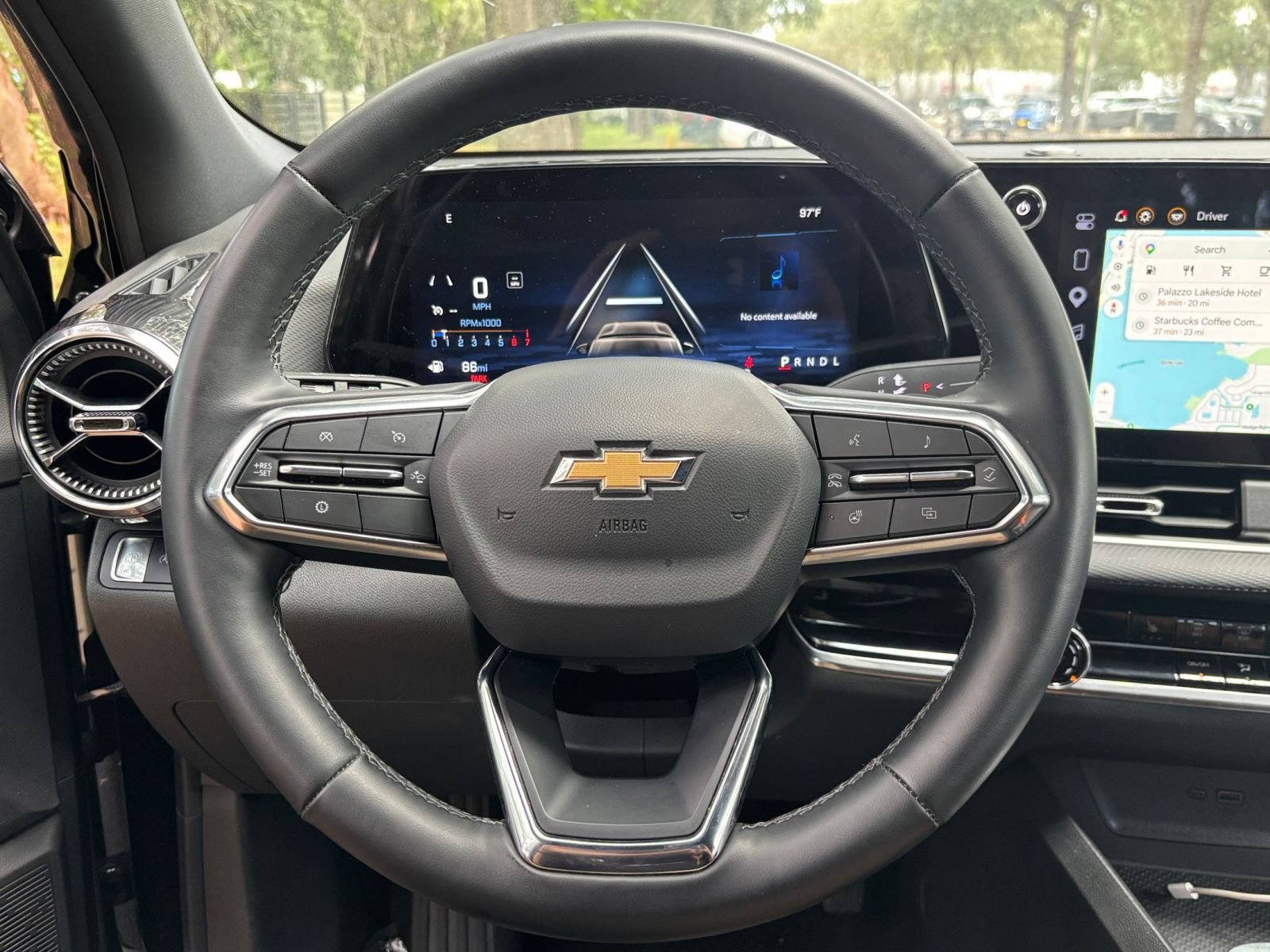 Used 2025 Chevrolet Equinox LT FWD image 27