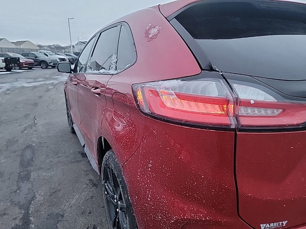 Certified 2022 Ford Edge ST-Line w/ Class II Trailer Tow Package image 7