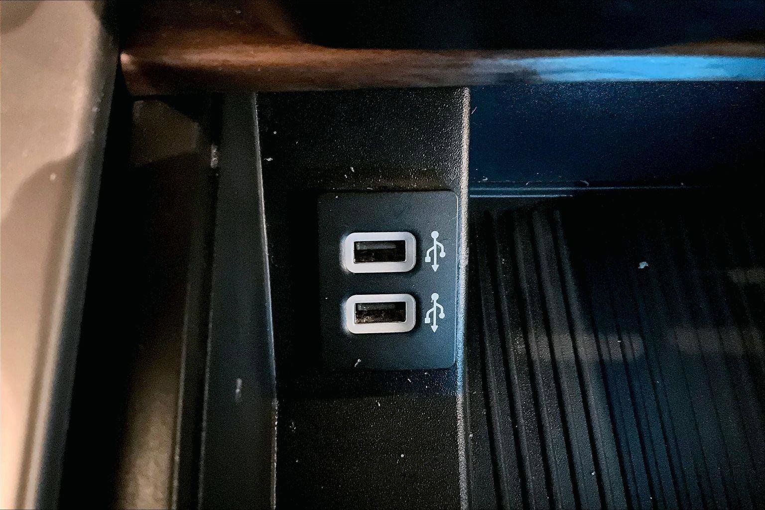 Used 2020 Ford F150 Lariat image 31