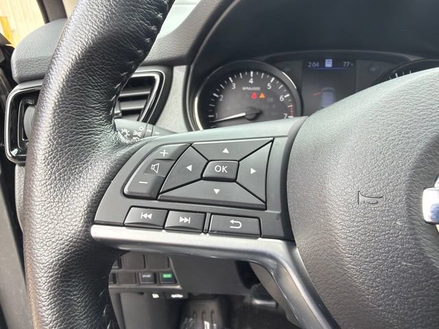Used 2022 Nissan Rogue Sport SL w/ Premium Package FWD image 29