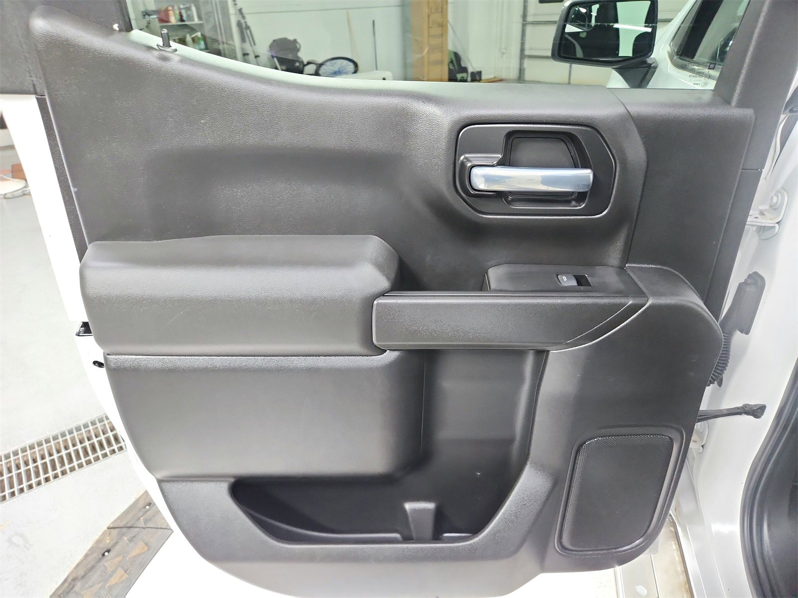 Used 2021 Chevrolet Silverado 1500 LT image 34