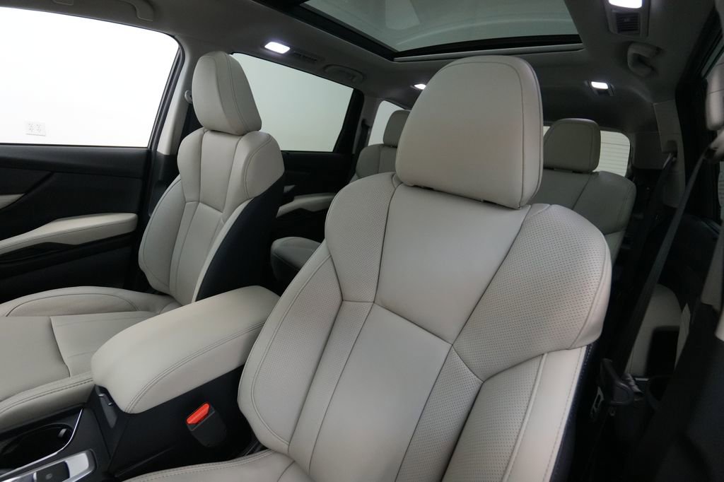 New 2025 Subaru Ascent Limited image 13