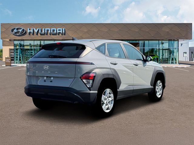 New 2026 Hyundai Kona SE image 7
