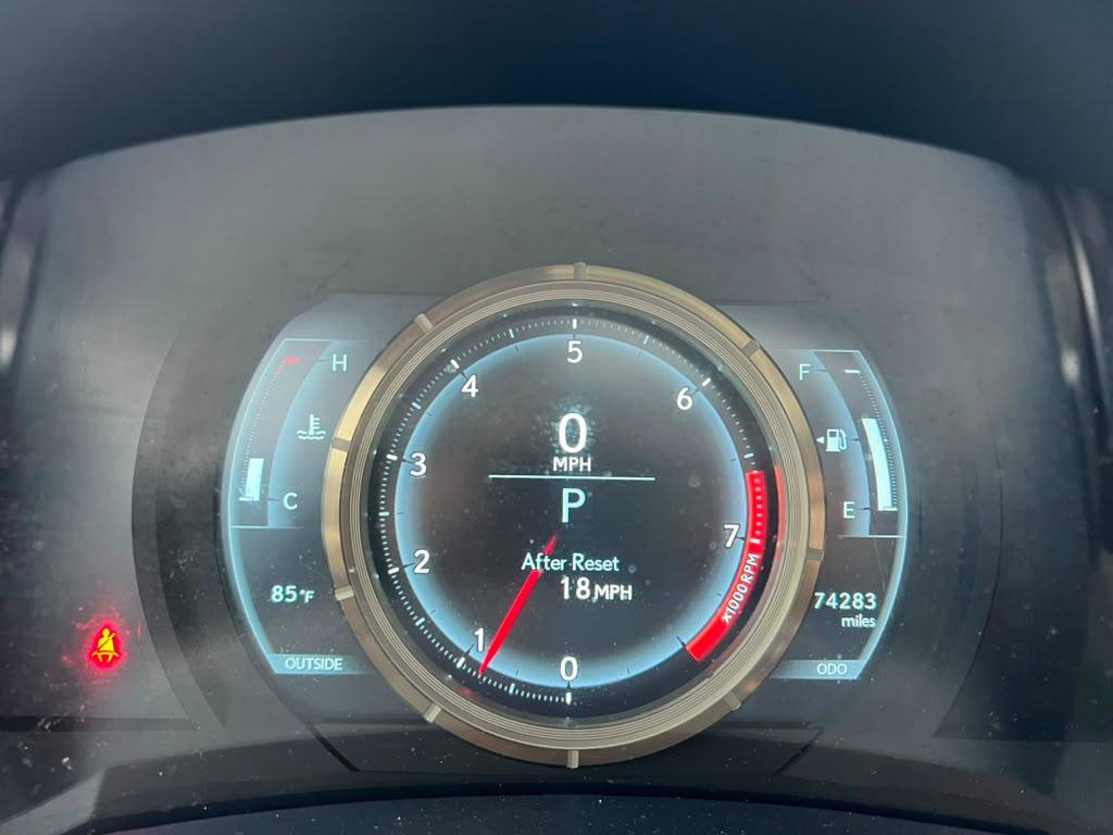 Used 2016 Lexus IS 300 AWD image 27