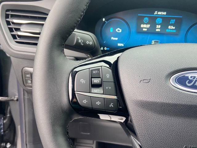 New 2025 Ford Escape SE w/ PHEV Premium Package image 18