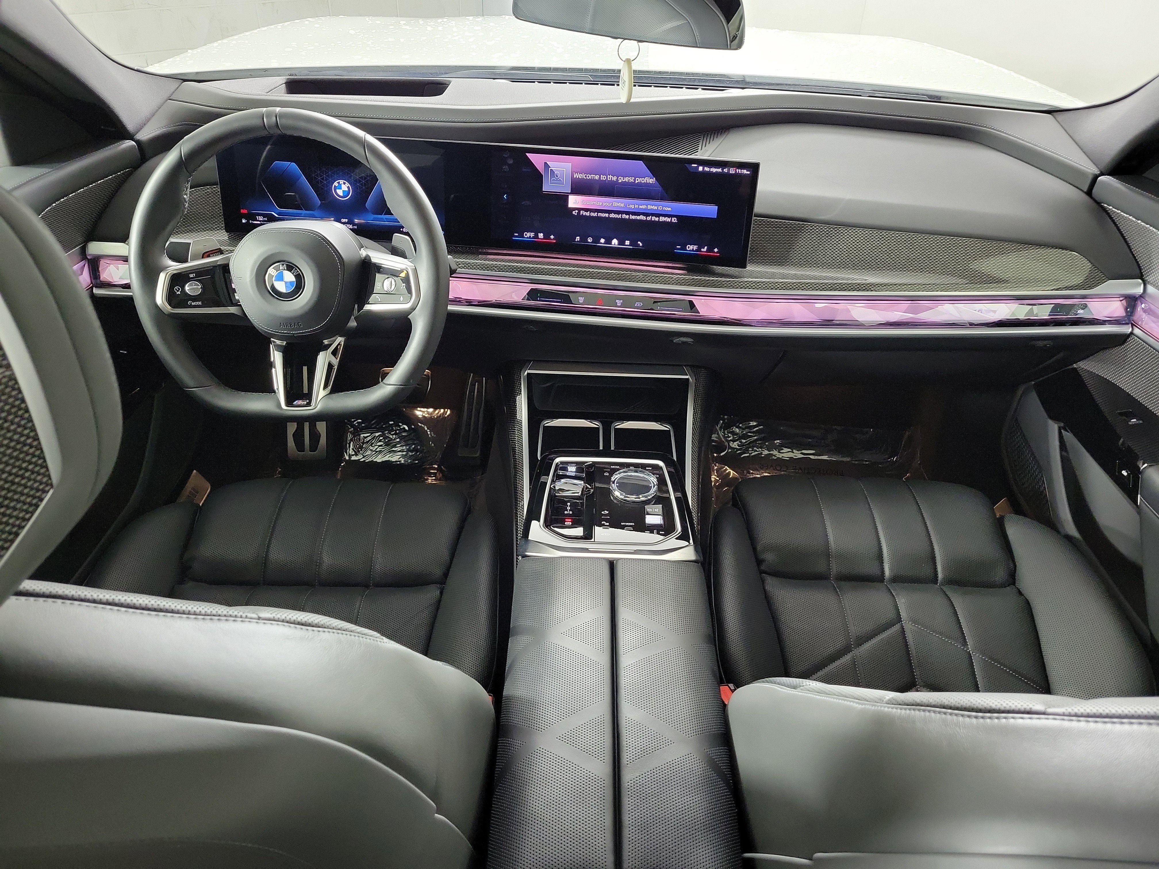 Certified 2023 BMW 760i xDrive w/ Executive Package AWD/4WD image 11