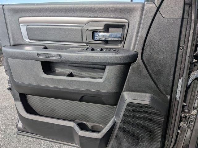 Used 2022 RAM 1500 Classic Warlock image 9