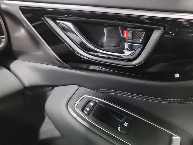 Used 2025 Subaru Outback Limited AWD/4WD image 20