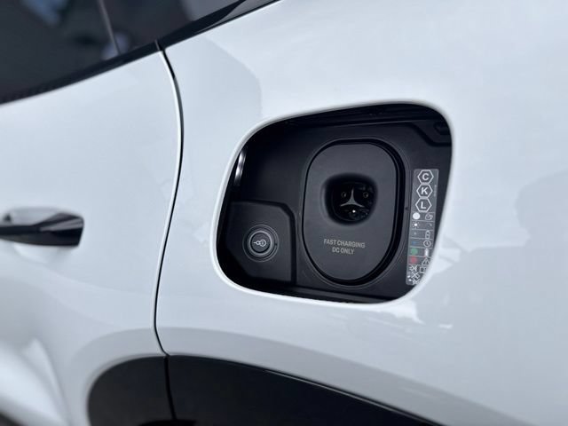 New 2026 Porsche Cayenne Turbo AWD/4WD image 48