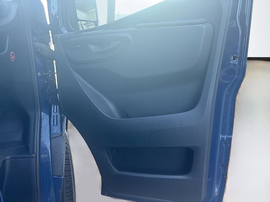 Used 2024 Mercedes-Benz Sprinter 2500 image 23