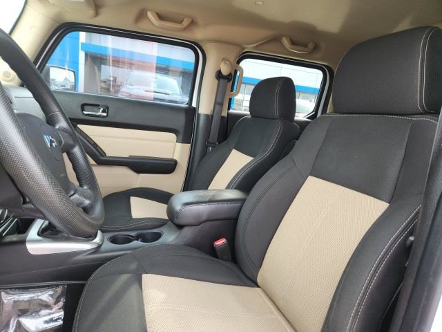 Used 2010 HUMMER H3T Luxury image 14