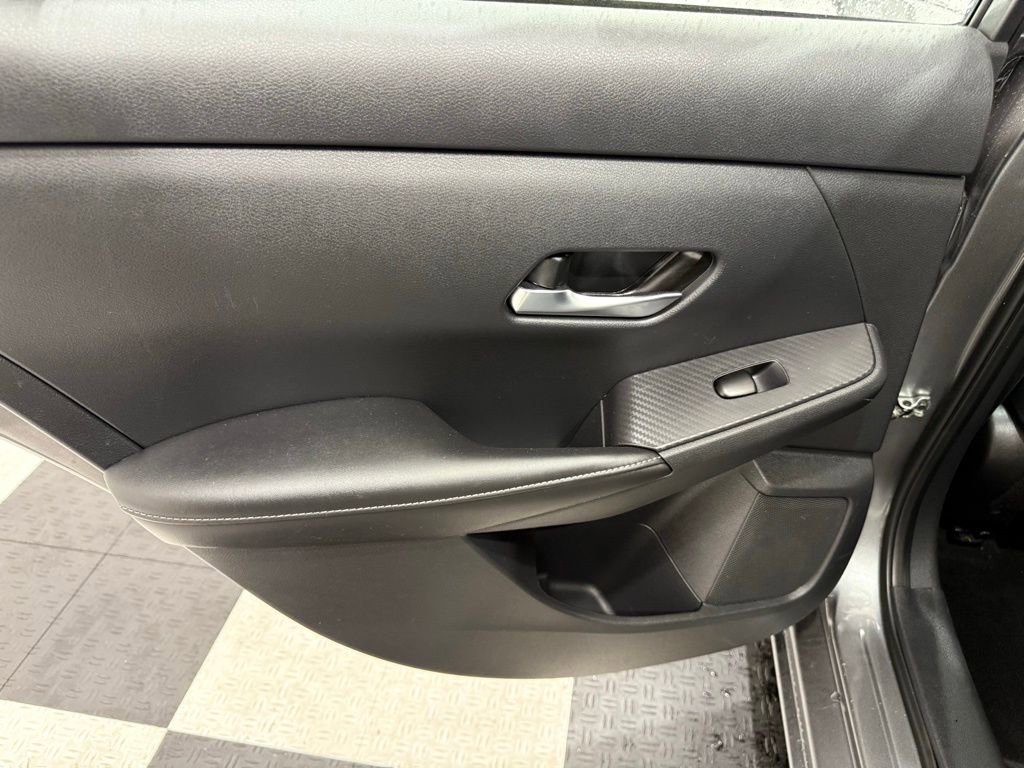 Used 2023 Nissan Sentra SV image 14