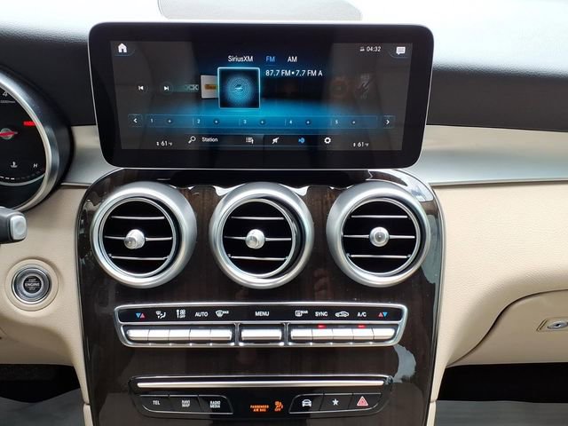 Used 2021 Mercedes-Benz GLC 300 image 21