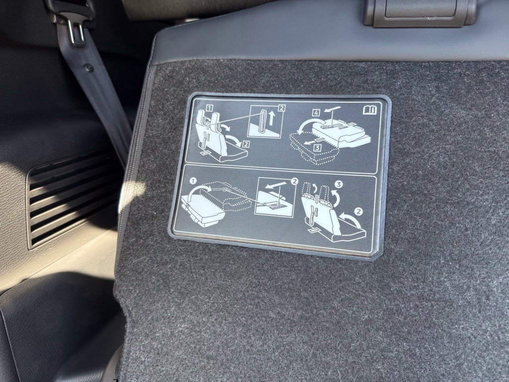 New 2026 Mitsubishi Outlander SE FWD image 11