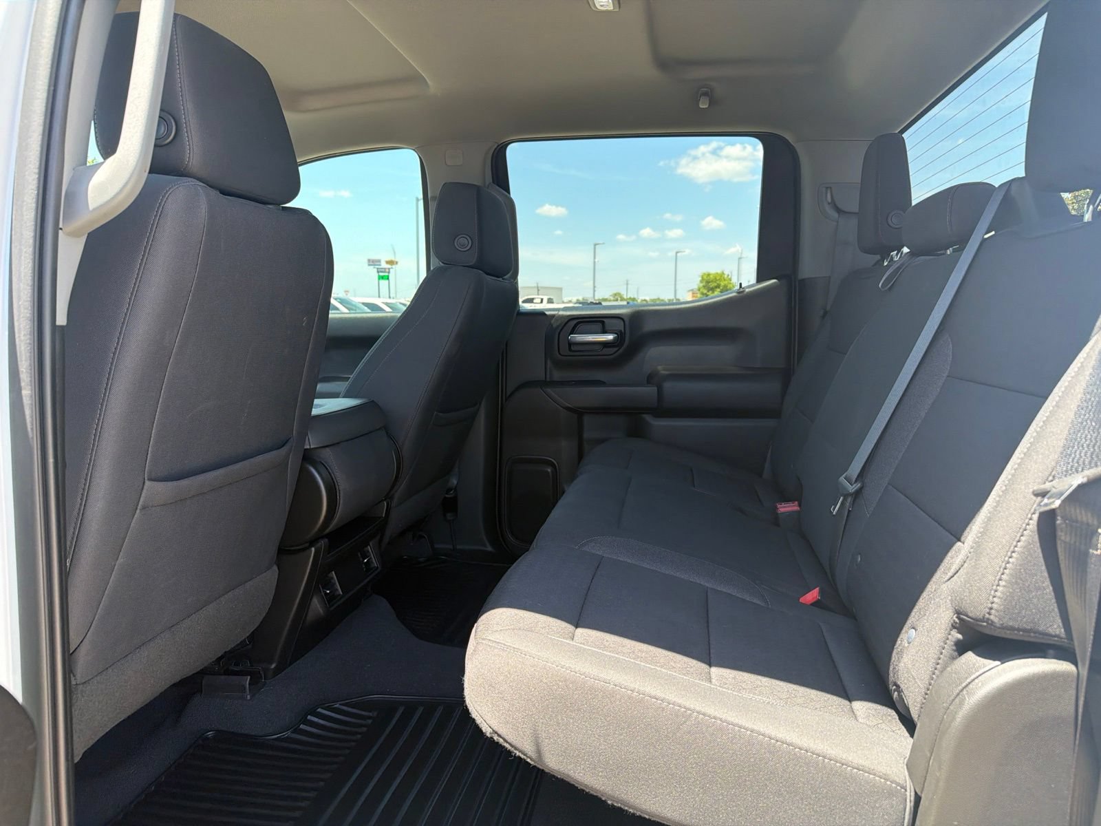 Used 2022 Chevrolet Silverado 1500 Custom Trail Boss AWD/4WD image 24