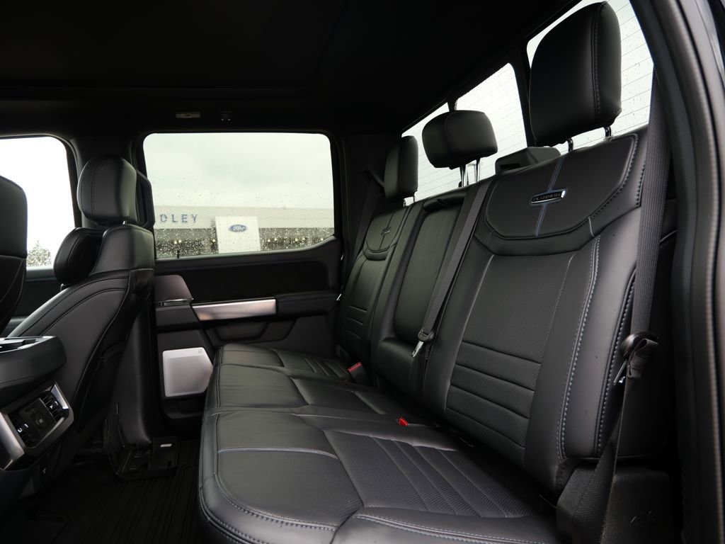 Used 2026 Ford F450 Platinum w/ FX4 Off-Road Package image 18
