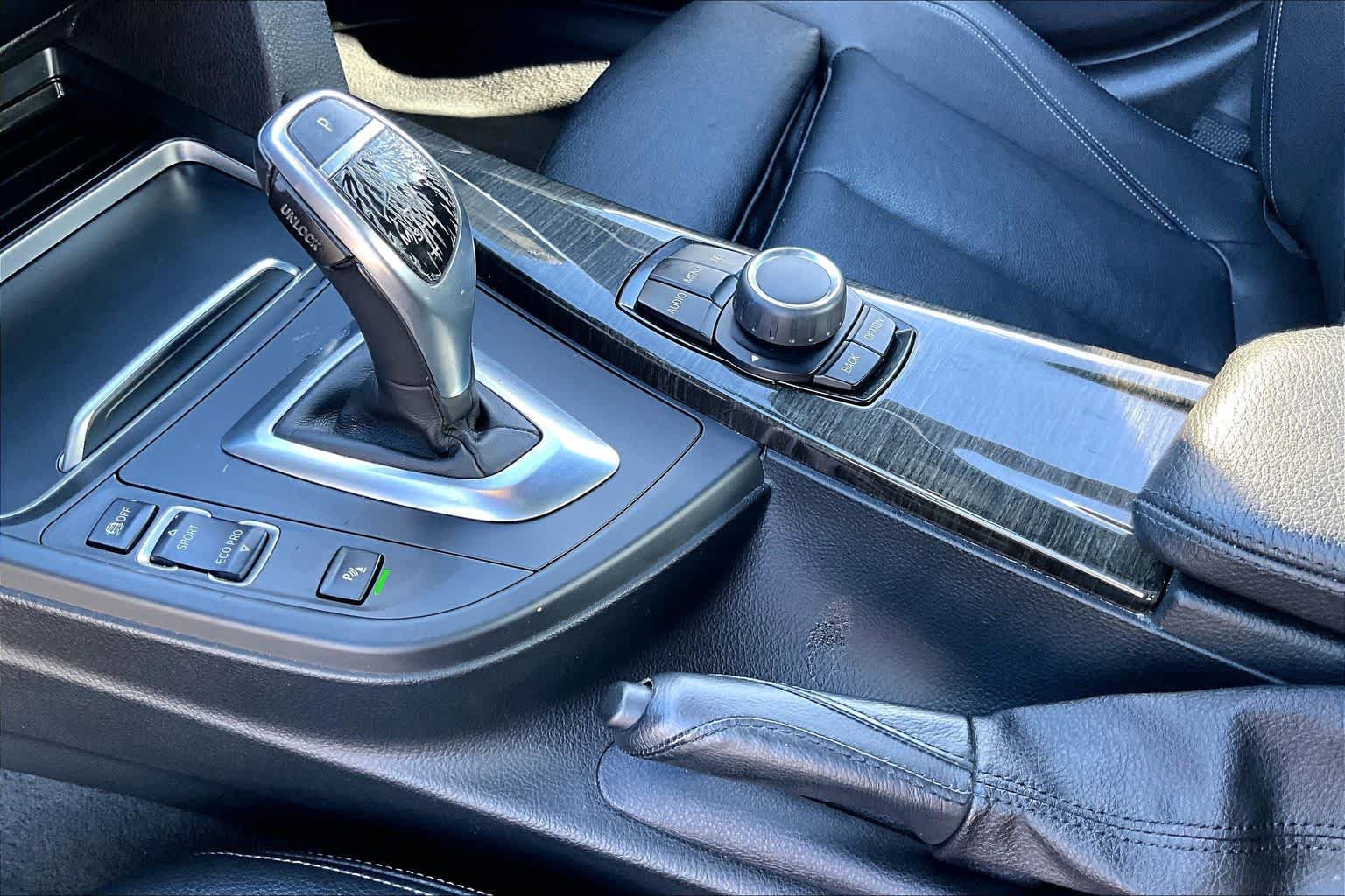 Used 2016 BMW 328i Sedan RWD image 15