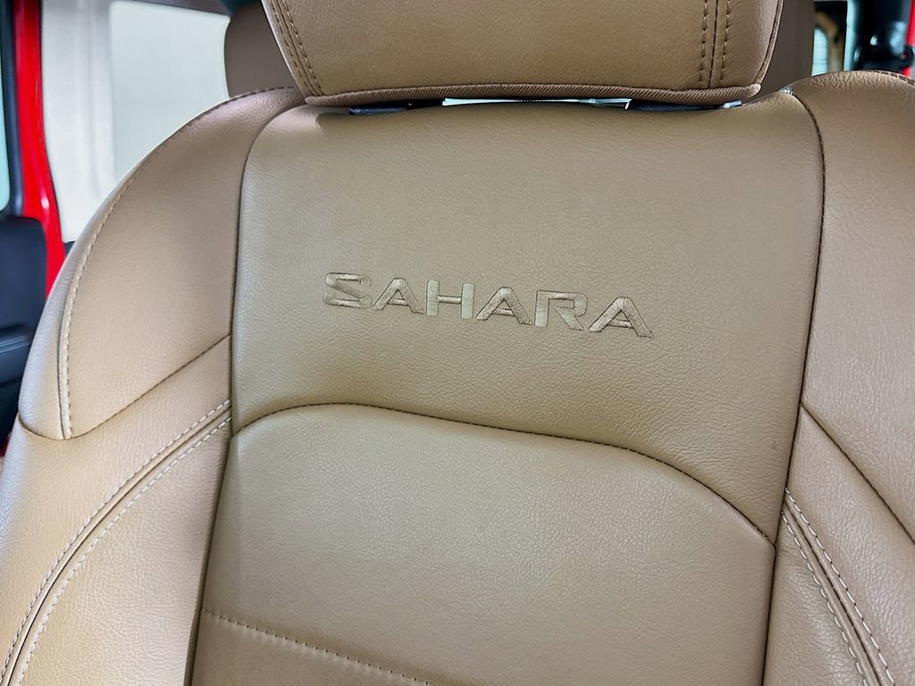 Used 2023 Jeep Wrangler Unlimited Sahara w/ Cold Weather Group image 18