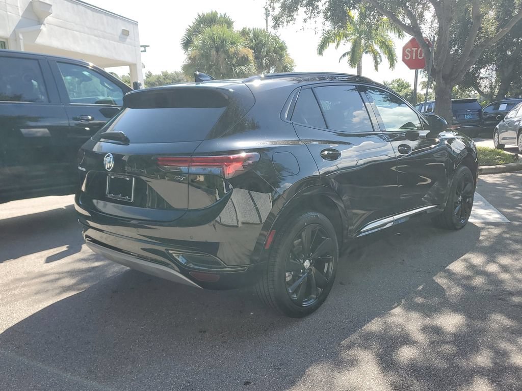 Certified 2021 Buick Envision Essence w/ Sport Touring Package FWD image 5