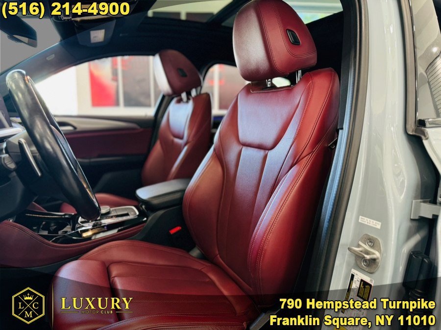 Used 2023 BMW X4 xDrive30i w/ M Sport Package AWD/4WD image 1