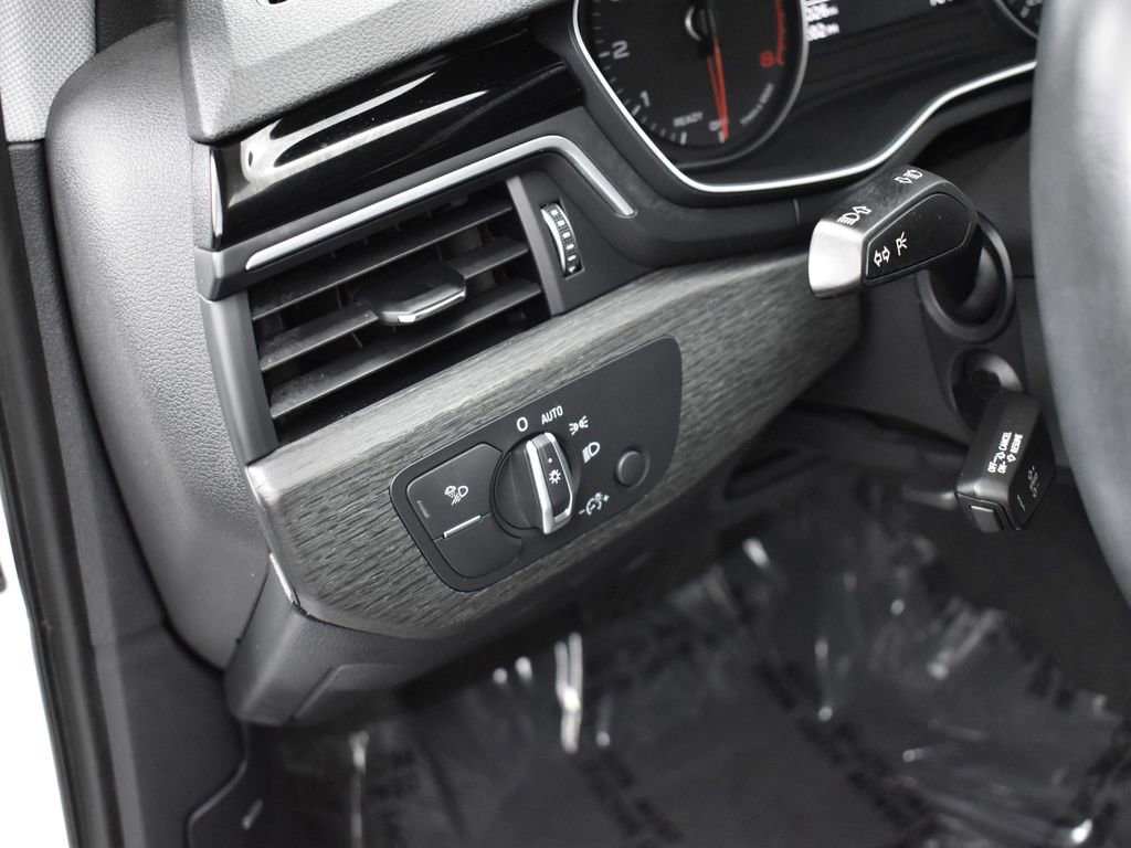 Used 2020 Audi A4 2.0T Premium w/ Convenience Package image 11