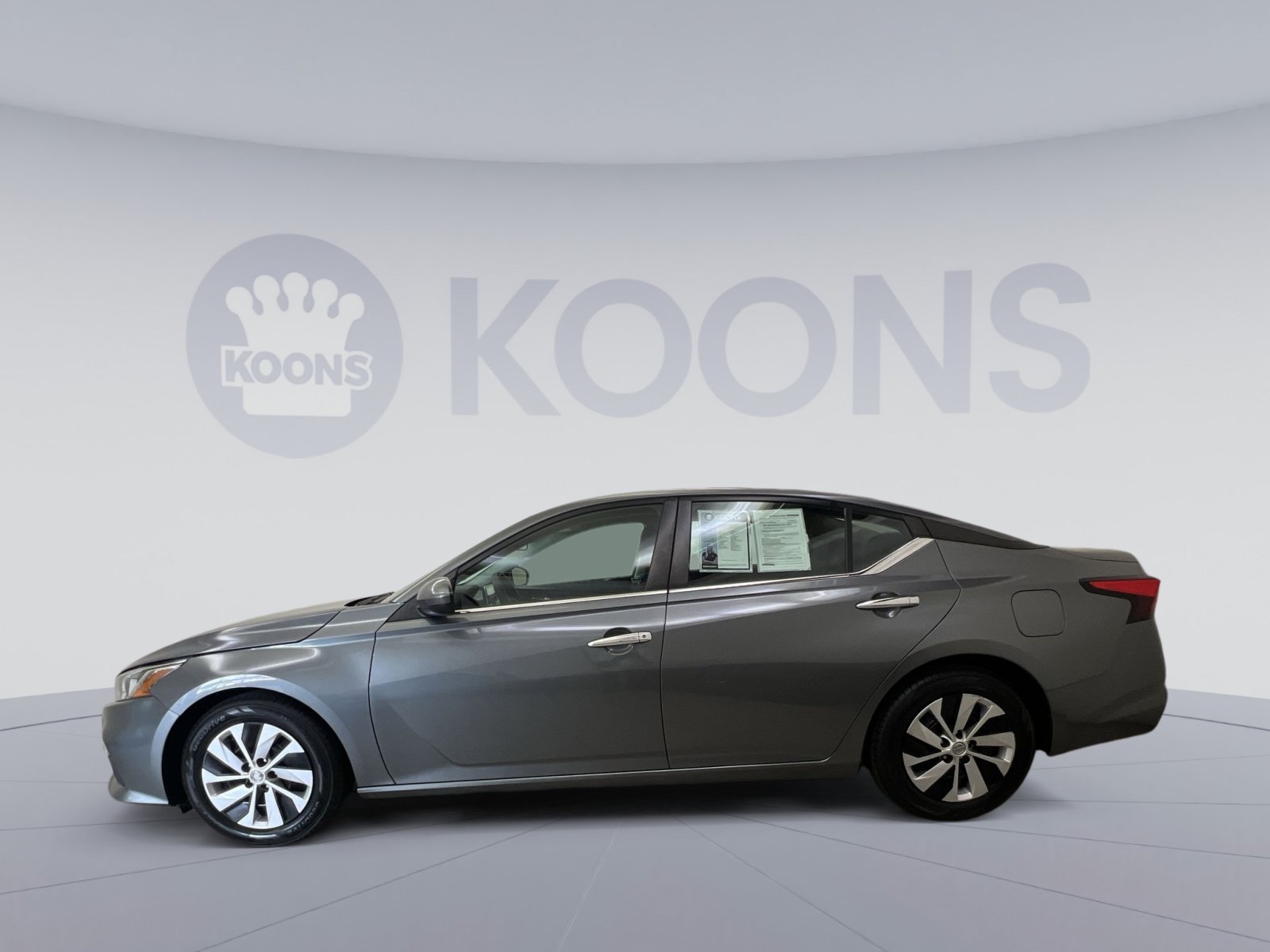 Used 2020 Nissan Altima 2.5 S FWD image 5