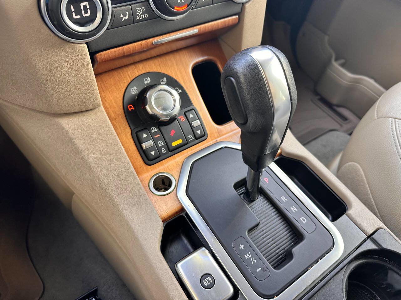 Used 2013 Land Rover LR4 HSE AWD/4WD image 53