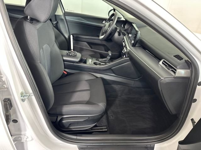 Used 2023 Kia K5 LXS image 28