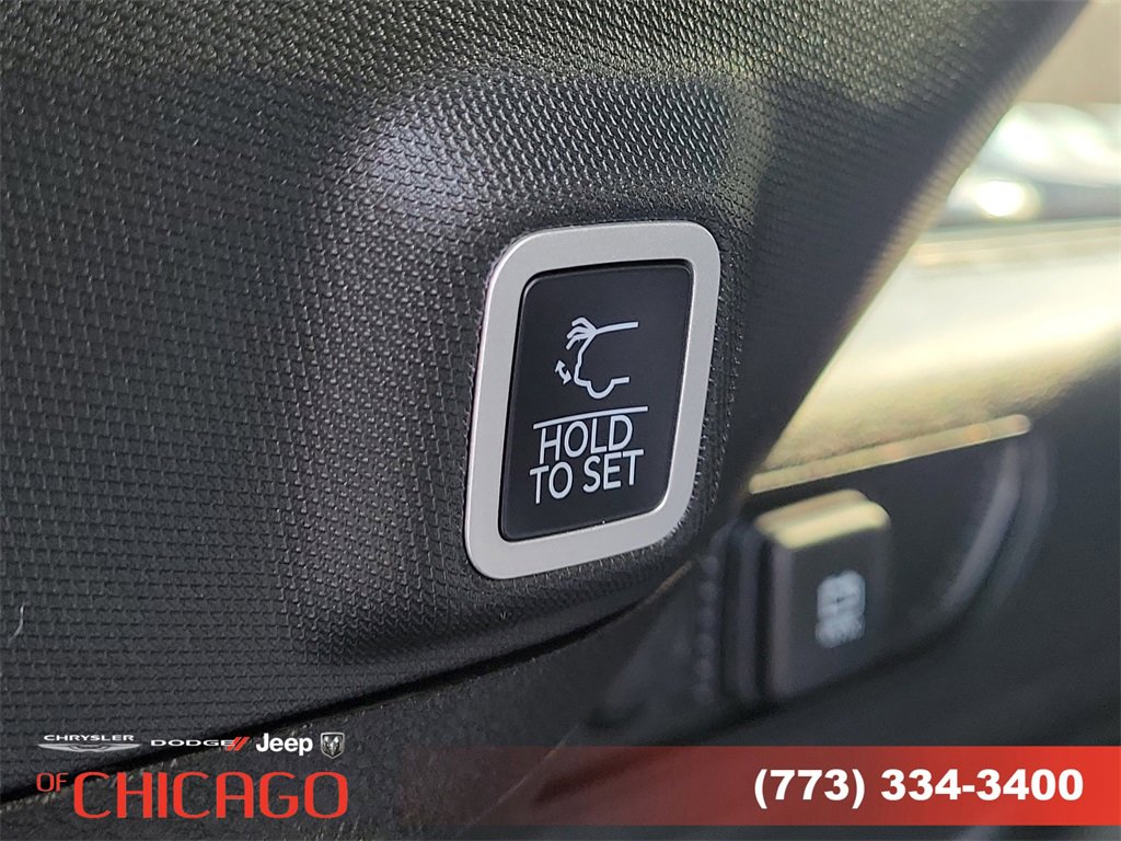 New 2026 Jeep Grand Cherokee Altitude image 8