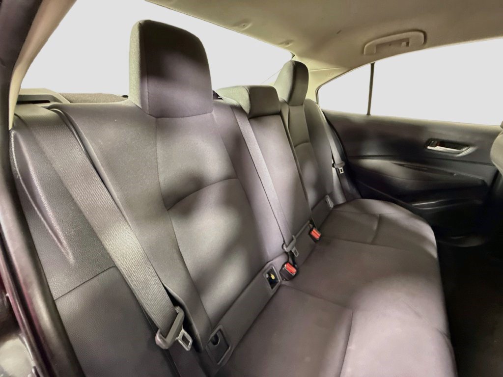 Used 2021 Toyota Corolla LE w/ LE Convenience Package FWD image 26