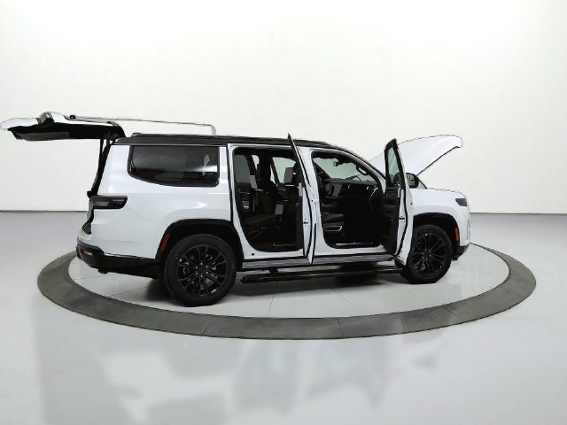 New 2026 Jeep Grand Wagoneer Summit w/ Rear Seat Video Group I AWD/4WD image 50