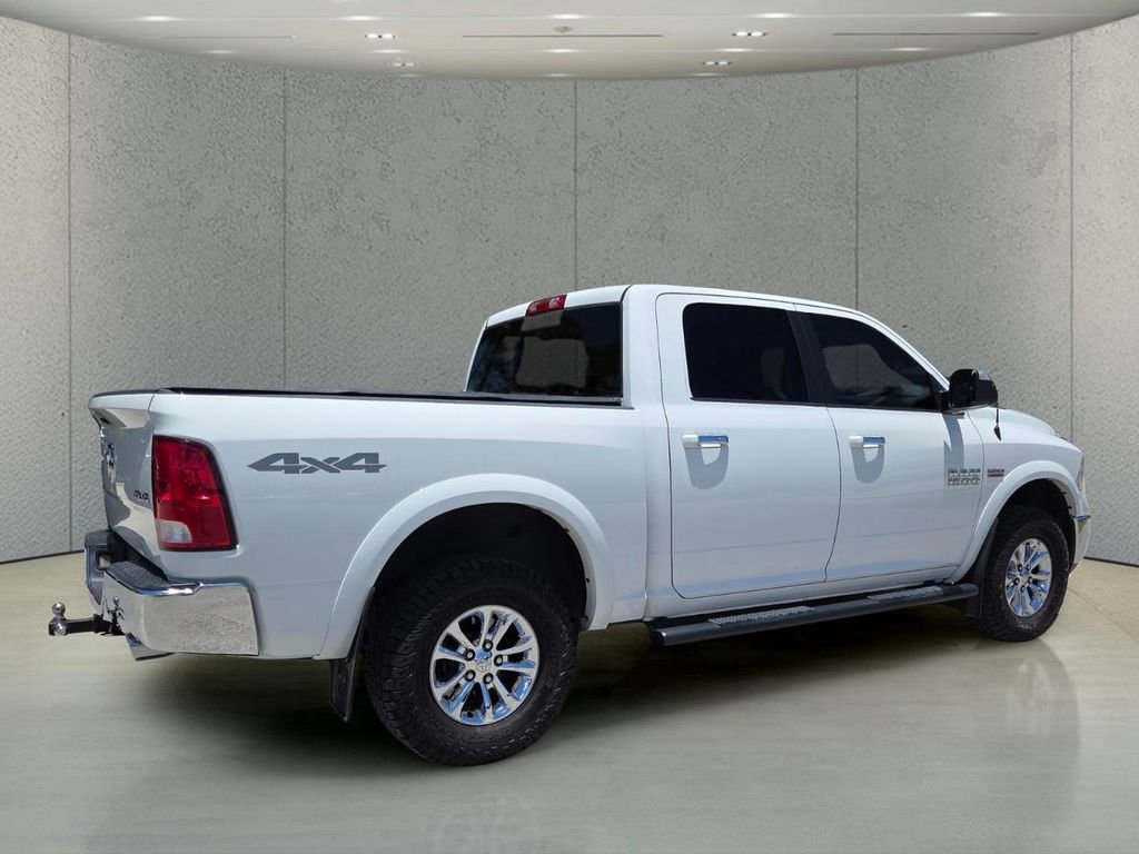 Used 2018 RAM 1500 SLT AWD/4WD image 3
