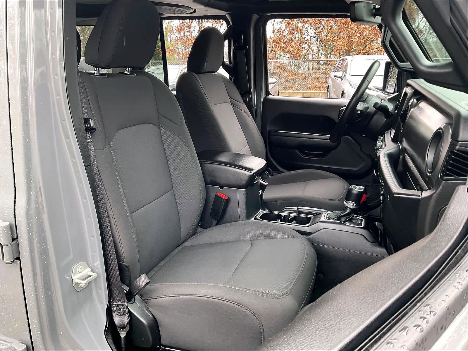 Used 2023 Jeep Wrangler Unlimited w/ Cold Weather Group AWD/4WD image 11