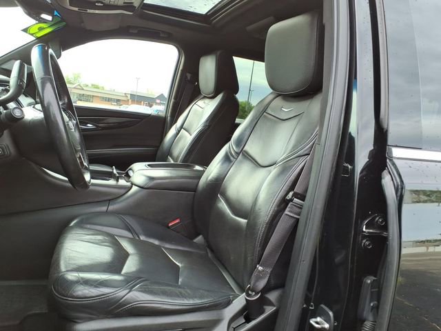 Used 2015 Cadillac Escalade ESV Platinum AWD/4WD image 12