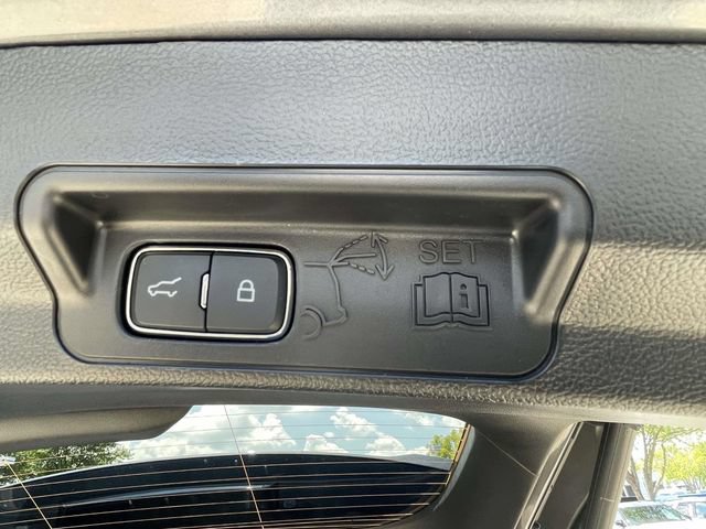 Used 2025 Ford Explorer ST-Line RWD image 38