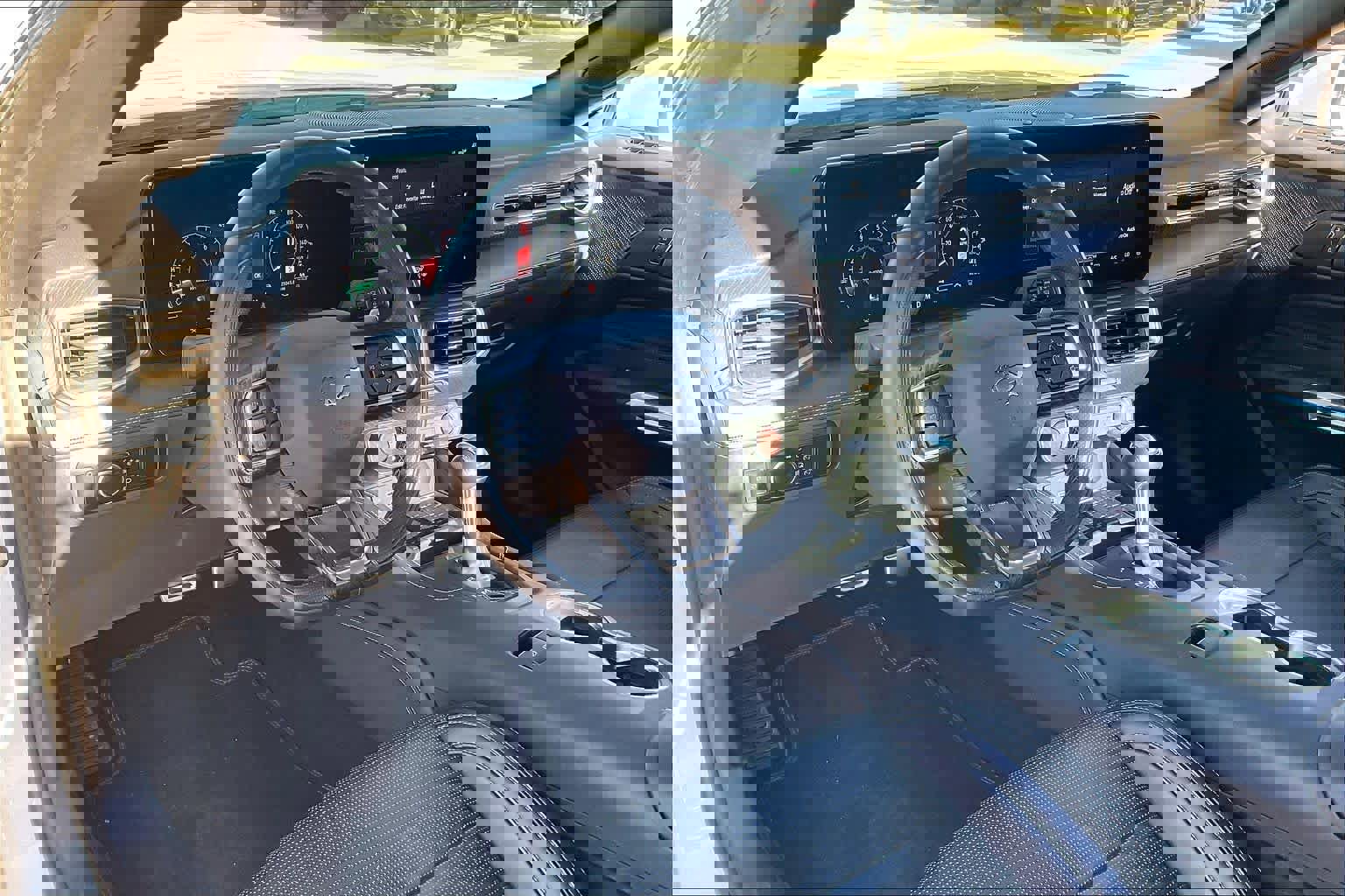 Used 2024 Ford Mustang GT Premium image 16