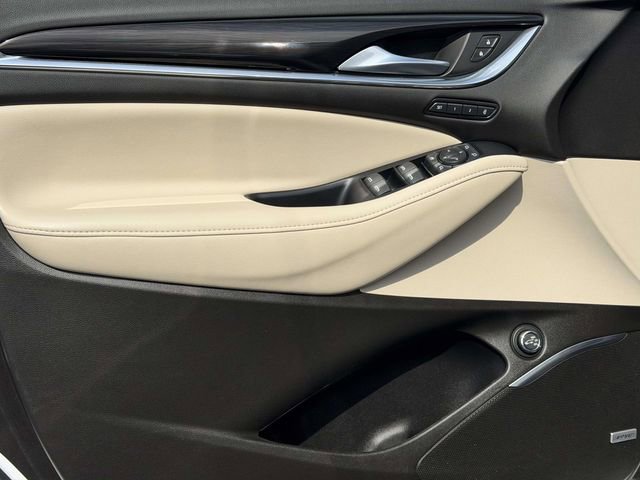 Used 2021 Buick Enclave Premium w/ Sun and Sites Package image 11