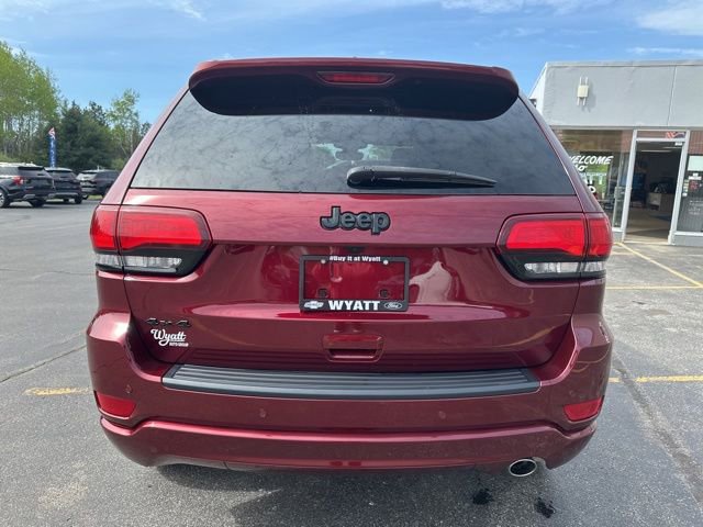 Used 2021 Jeep Grand Cherokee Altitude AWD/4WD image 4