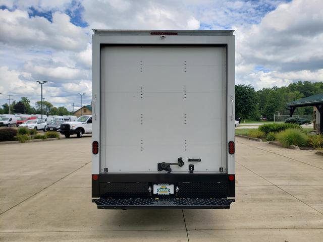 Used 2022 Ford E-350 and Econoline 350 Super Duty w/ Power Windows & Locks Group image 7