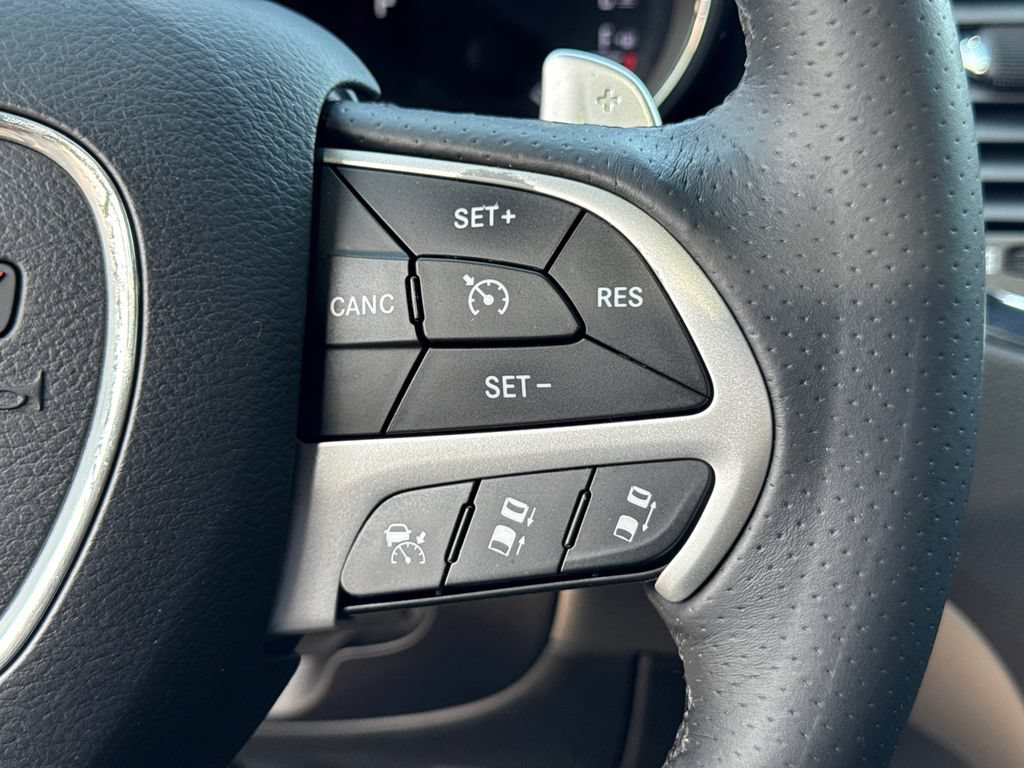 Used 2016 Dodge Durango R/T w/ Technology Group AWD/4WD image 26