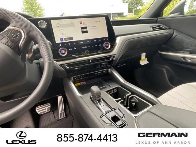 New 2026 Lexus TX 500h AWD image 20