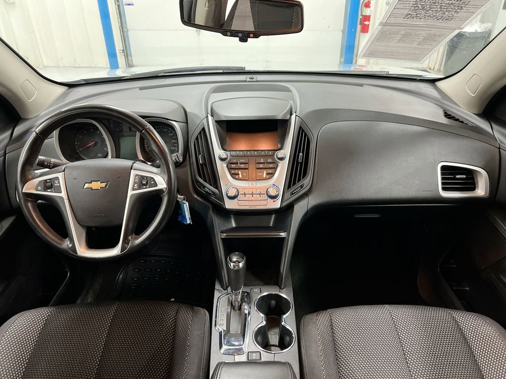 Used 2017 Chevrolet Equinox LT w/ Convenience Package image 10