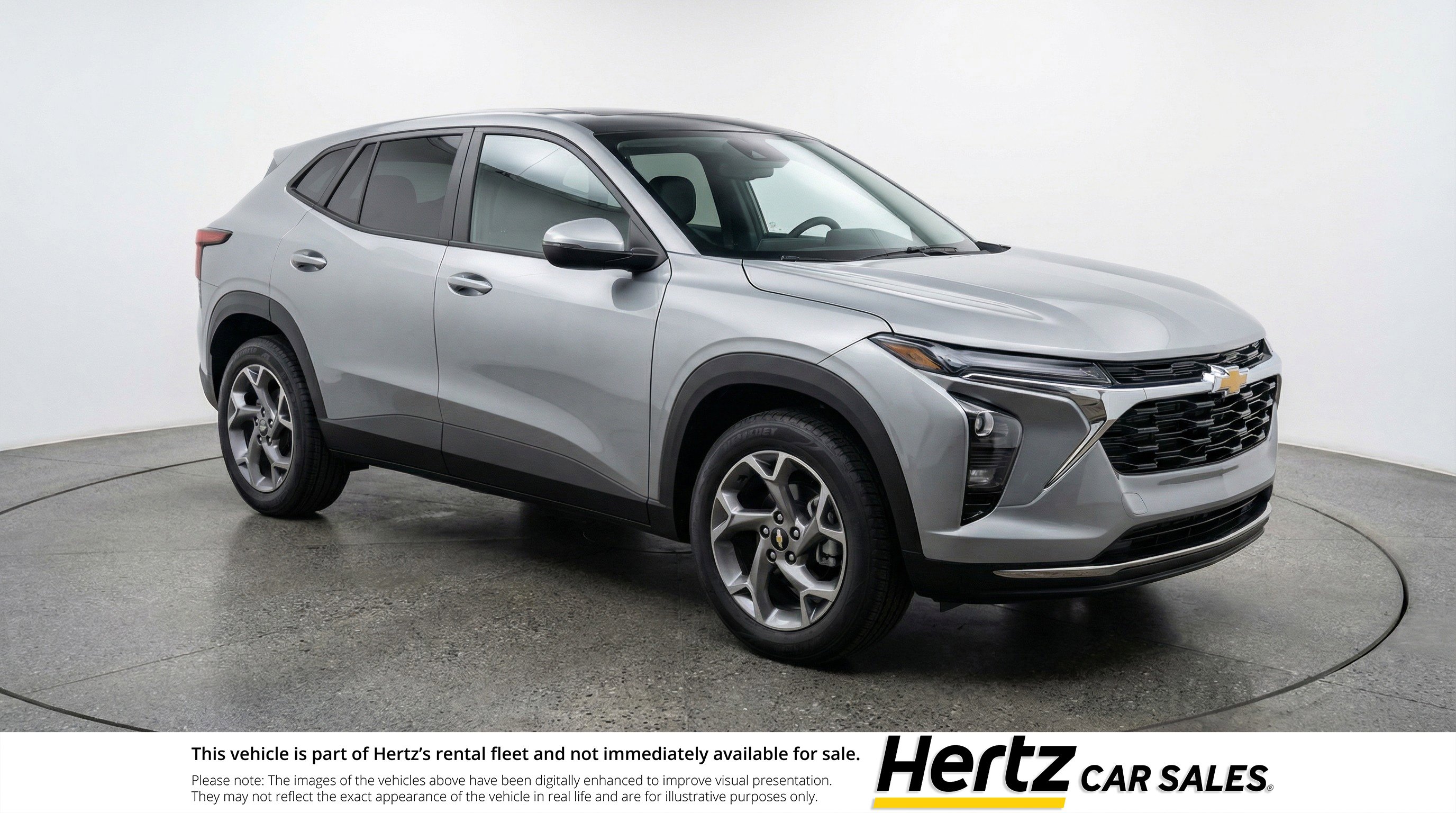 Used 2025 Chevrolet Trax LT image 1