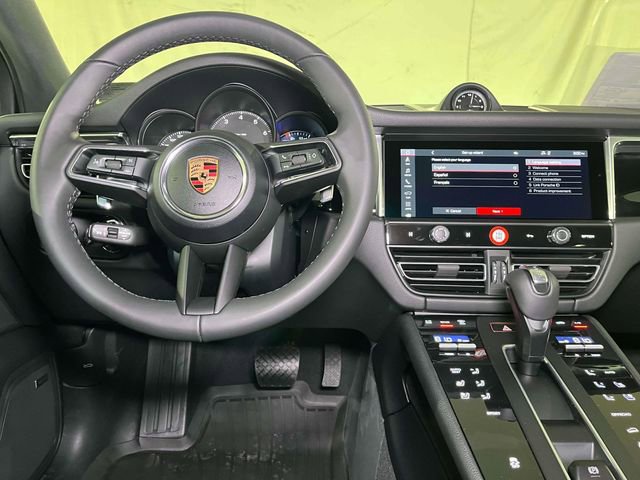 New 2026 Porsche Macan image 28