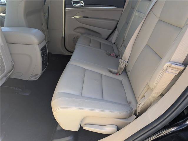 Used 2020 Jeep Grand Cherokee Limited AWD/4WD image 20