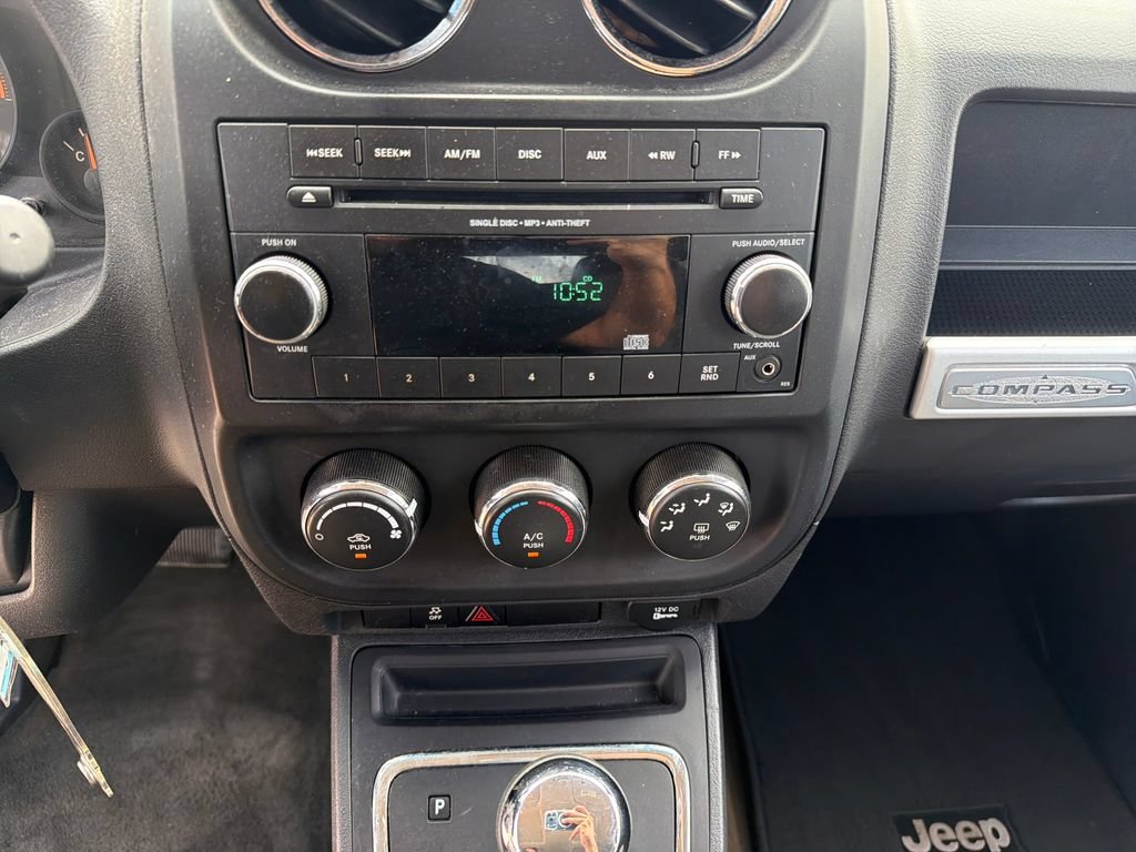 Used 2015 Jeep Compass Sport w/ Power Value Group FWD image 25