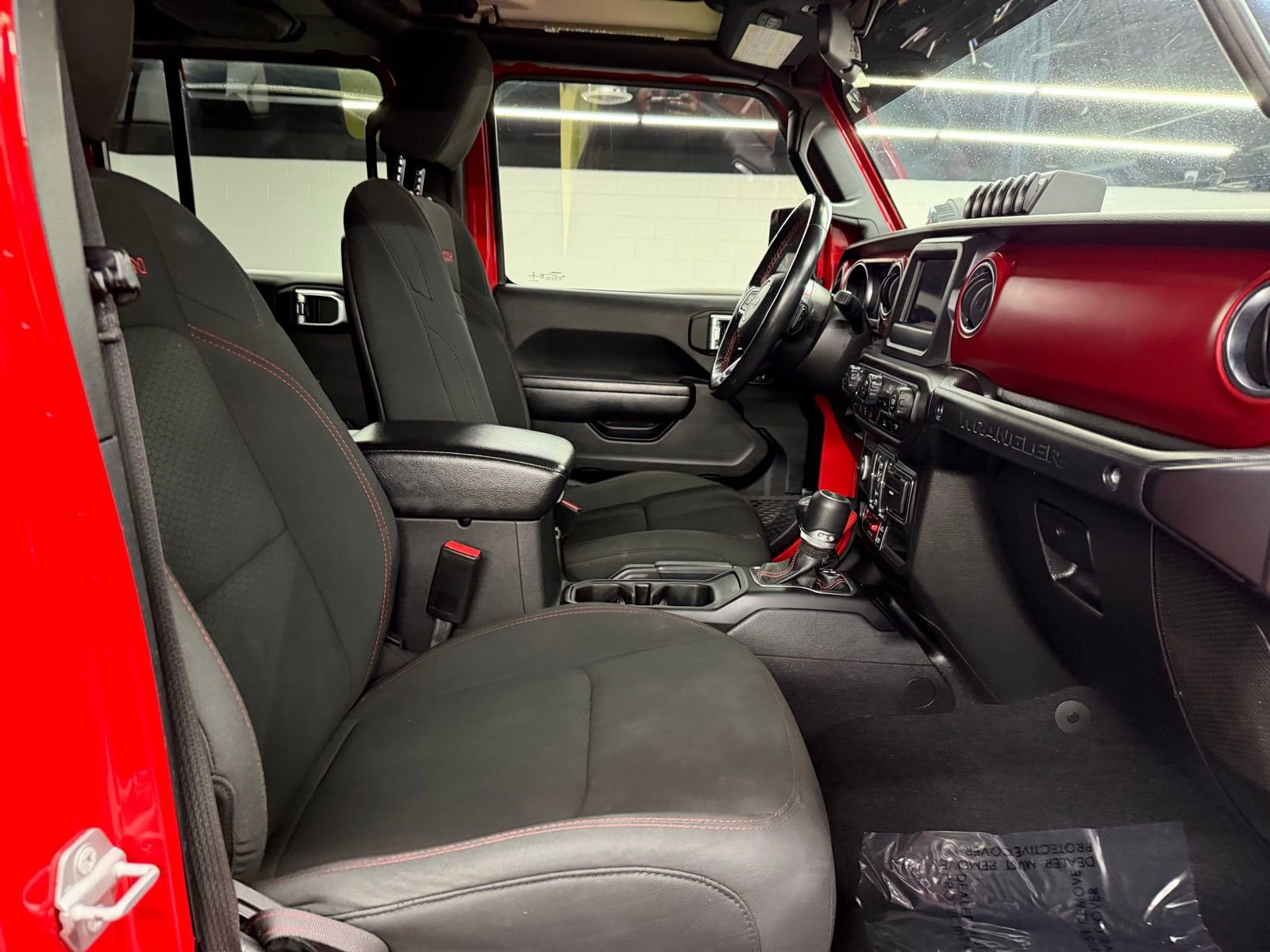 Used 2021 Jeep Wrangler Unlimited Rubicon w/ Cold Weather Group image 24